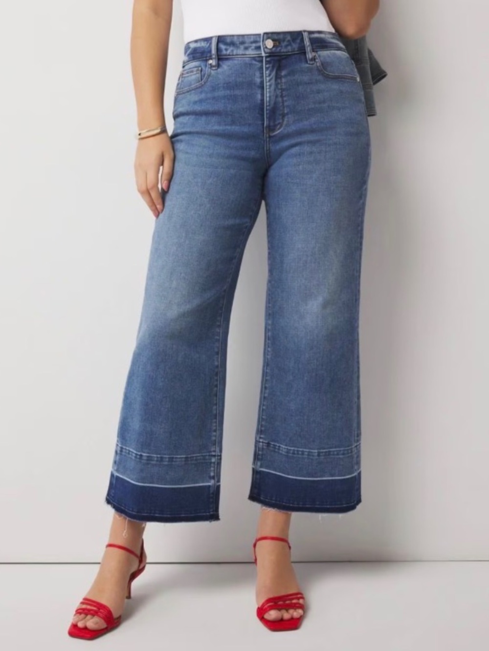 White House Black Market High-Rise Raw Hem Wide Leg Cropped Jean 12S
